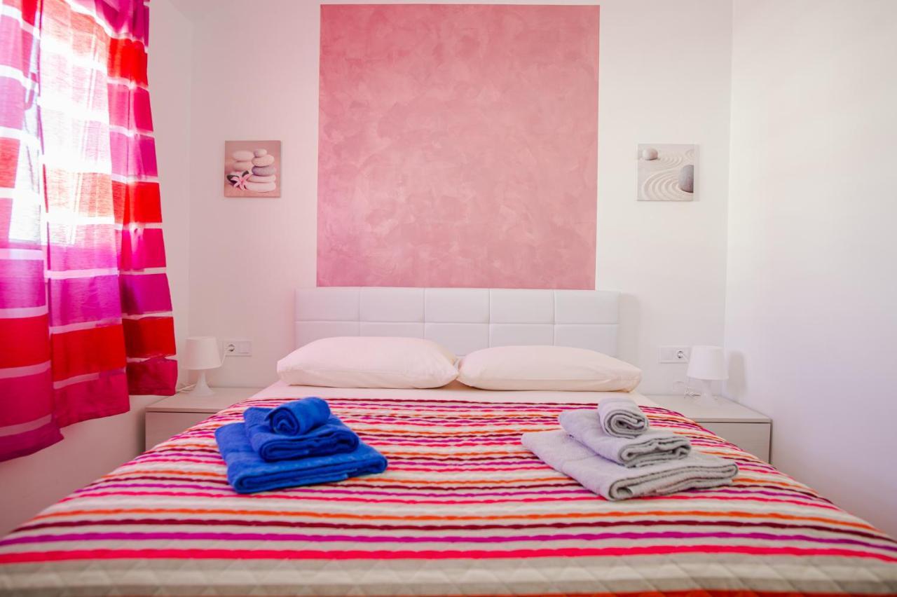 Exclusive Seaside Dream Apartments Murter Buitenkant foto