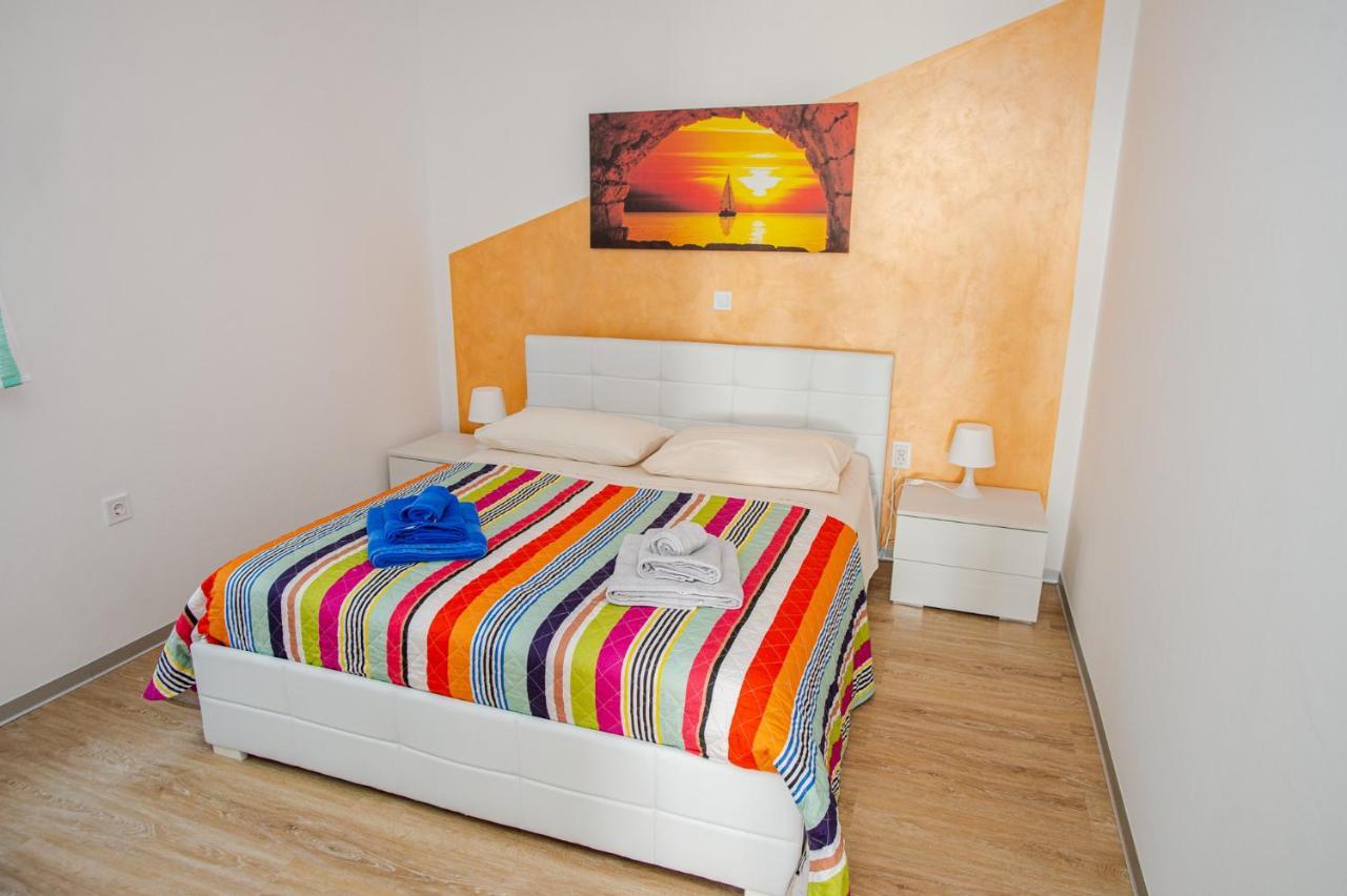 Exclusive Seaside Dream Apartments Murter Buitenkant foto