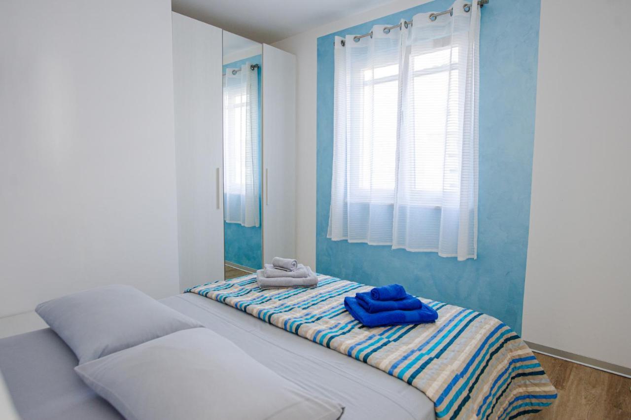 Exclusive Seaside Dream Apartments Murter Buitenkant foto