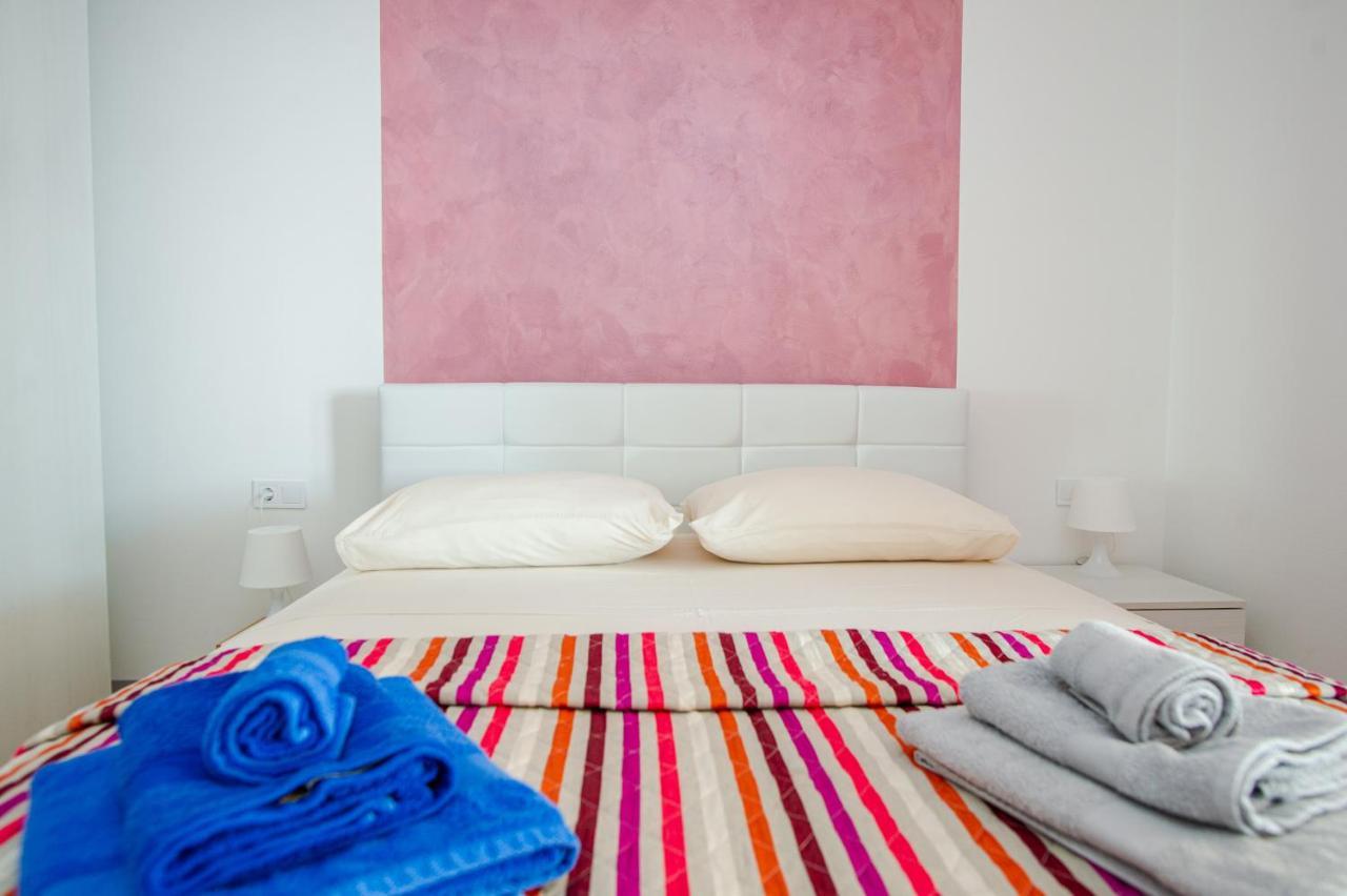 Exclusive Seaside Dream Apartments Murter Buitenkant foto