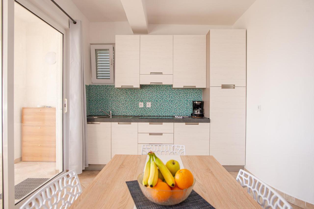 Exclusive Seaside Dream Apartments Murter Buitenkant foto
