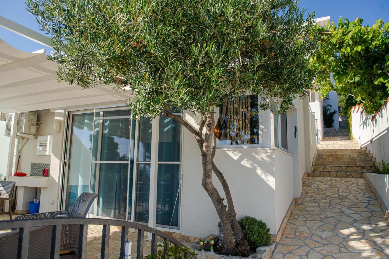 Exclusive Seaside Dream Apartments Murter Buitenkant foto