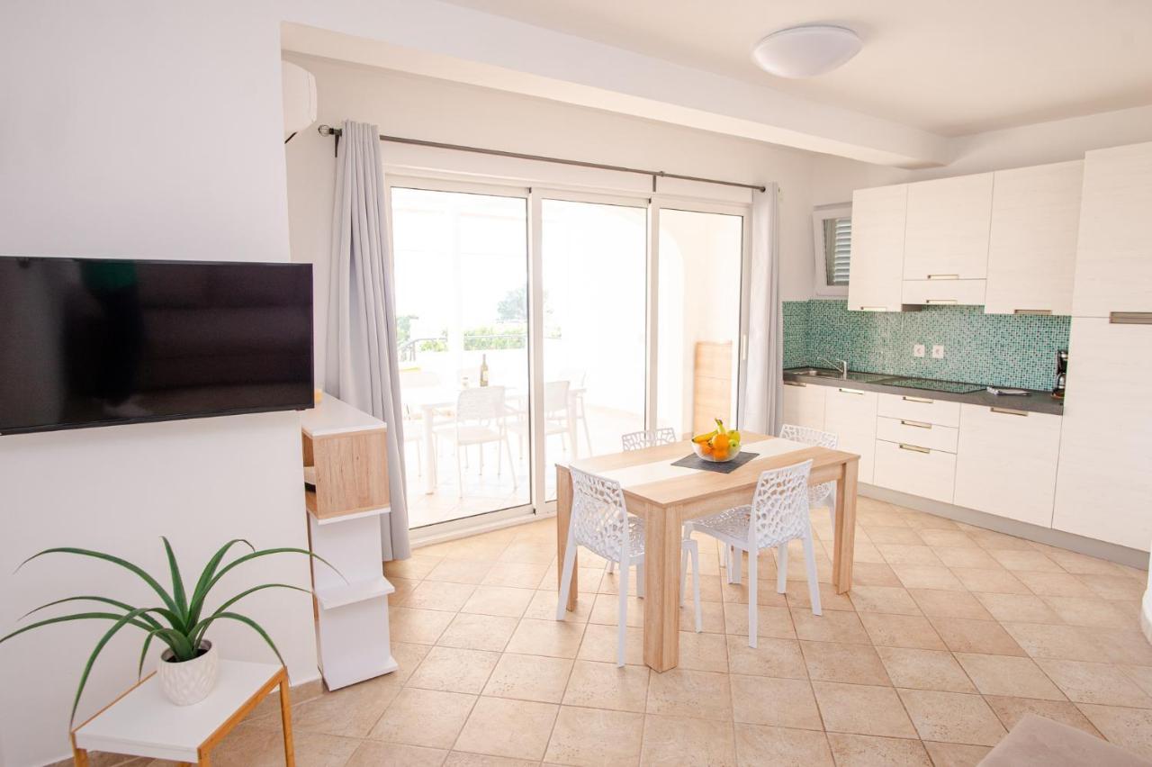 Exclusive Seaside Dream Apartments Murter Buitenkant foto